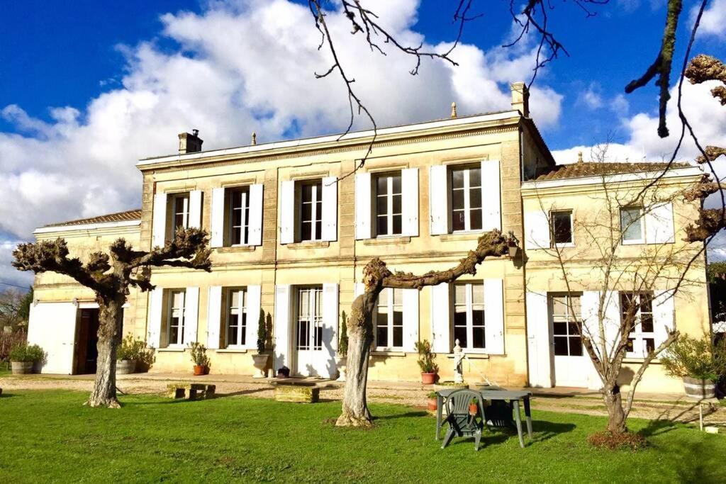 Chateau Roseyrol Proche Saint-Emilion Exteriér fotografie